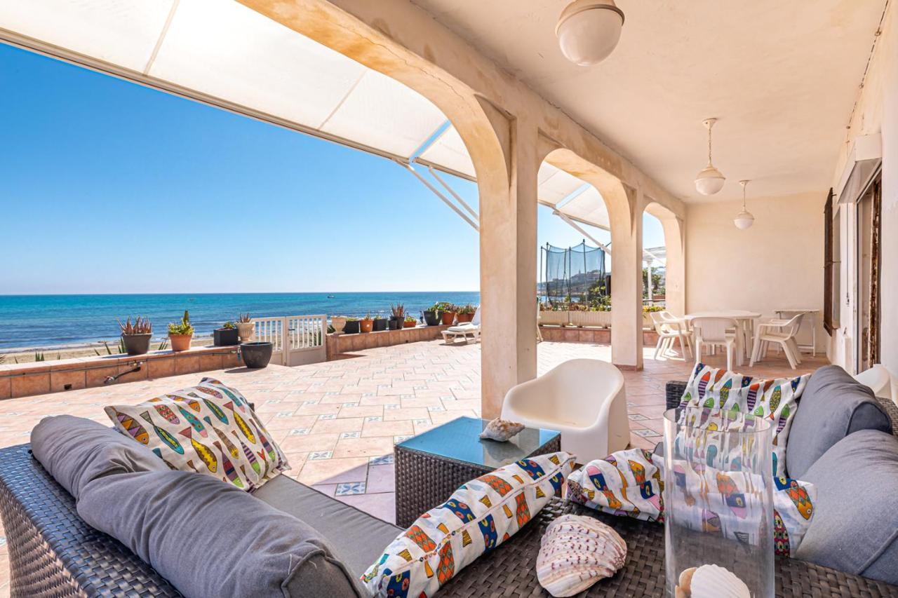 Beachfront Bliss: Apartamento A Pie De Playa Alicante Exteriér fotografie