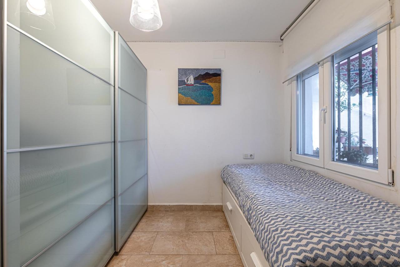 Beachfront Bliss: Apartamento A Pie De Playa Alicante Exteriér fotografie